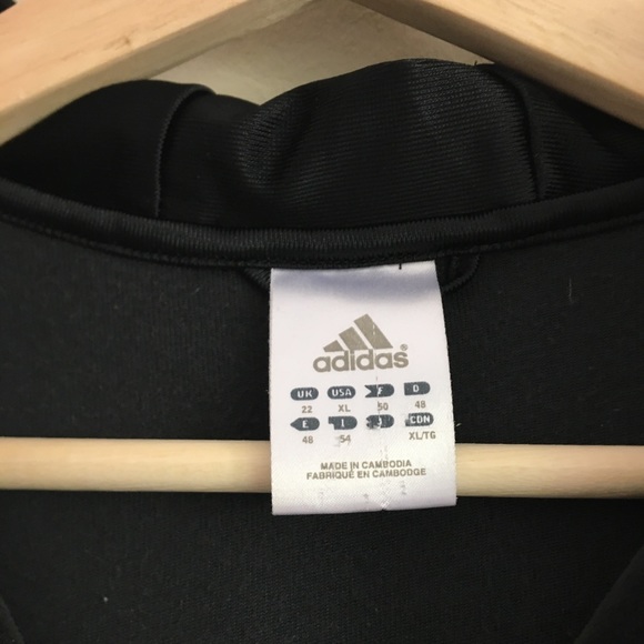 ♦️sold♦️Adidas Women’s Velvet Black Zip Up Hoodie - Picture 5 of 5